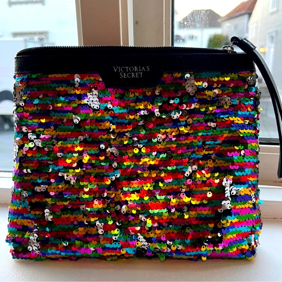 Victoria's Secret Handbags - TRADED 💖 Sequin Victoria’s Secret Large Cosmetic Bag
